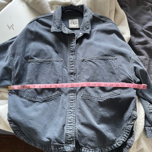 SOLD - Zara oversized button down shirt - Picture 8 of 8